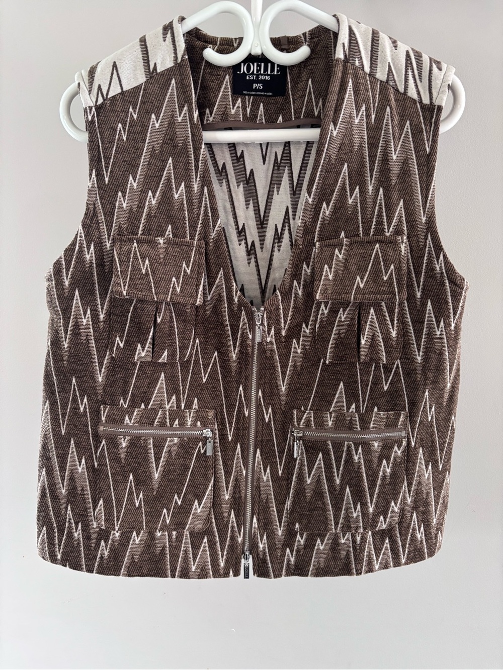 Joelle Collection Brown Patterned Zip-Front Vest